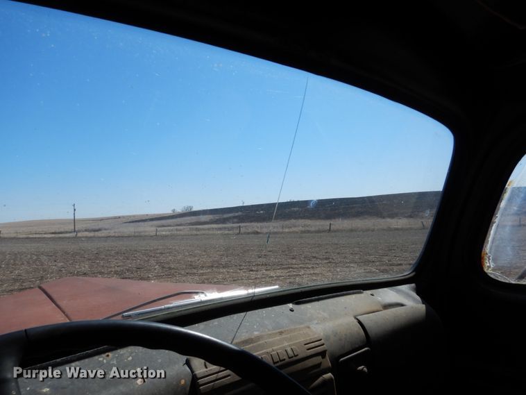 image for item DJ3109 1950 Ford F6 grain truck