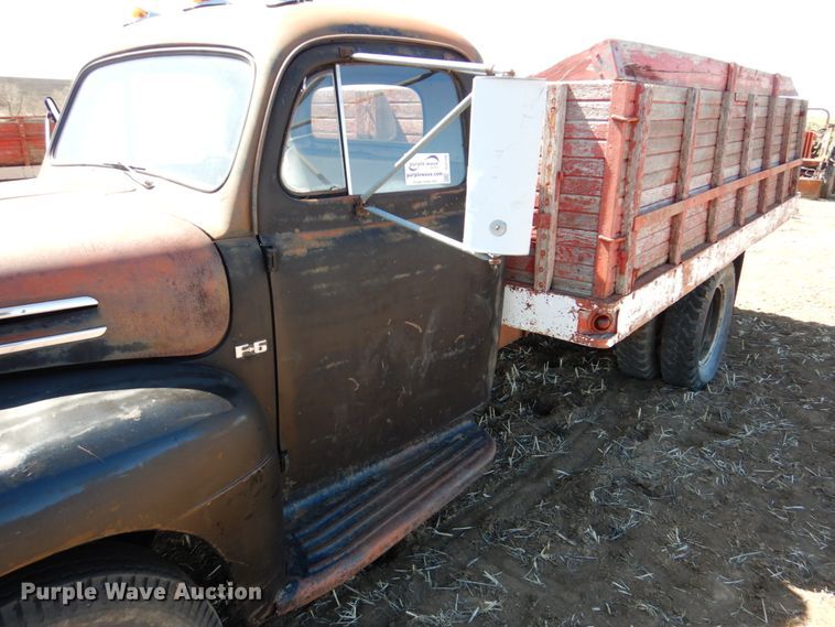 image for item DJ3109 1950 Ford F6 grain truck
