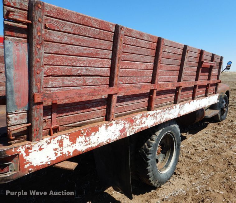 image for item DJ3109 1950 Ford F6 grain truck