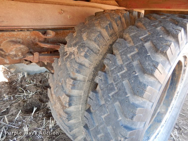 image for item DJ3109 1950 Ford F6 grain truck