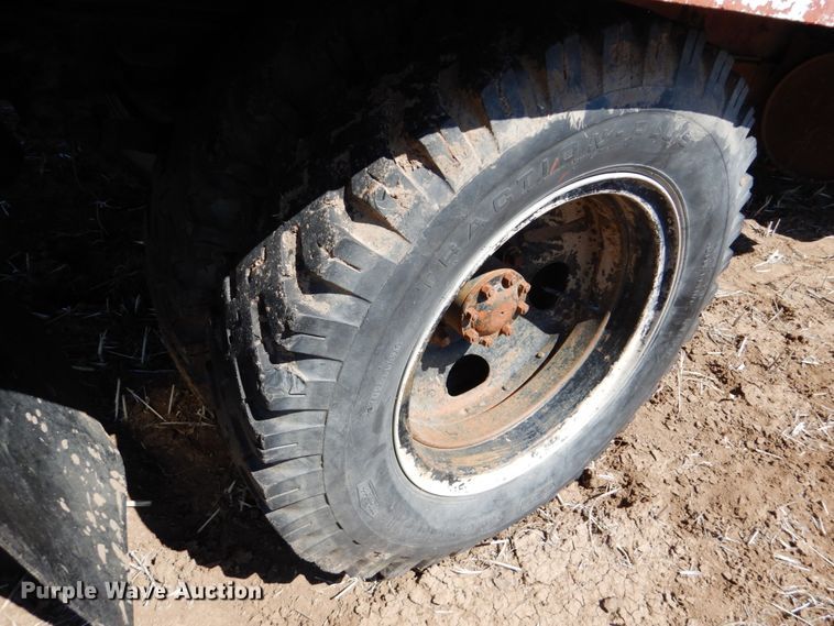 image for item DJ3109 1950 Ford F6 grain truck