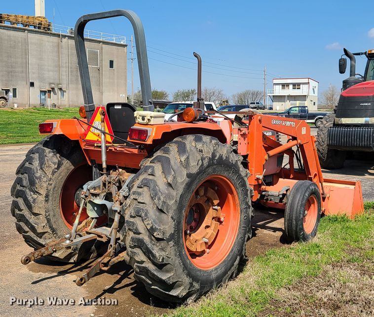 image for item EL9792 Kubota M5400 tractor