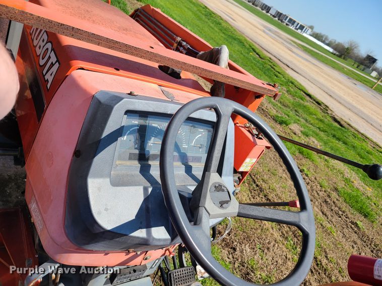 image for item EL9792 Kubota M5400 tractor