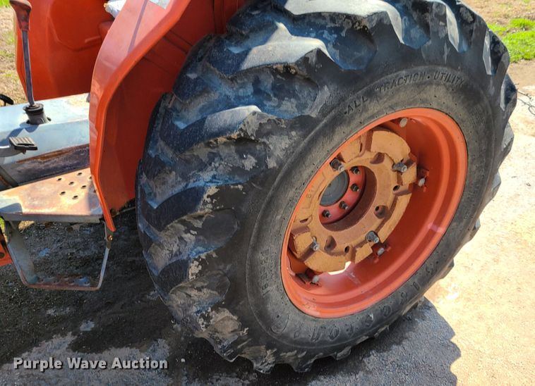 image for item EL9792 Kubota M5400 tractor