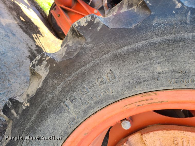 image for item EL9792 Kubota M5400 tractor