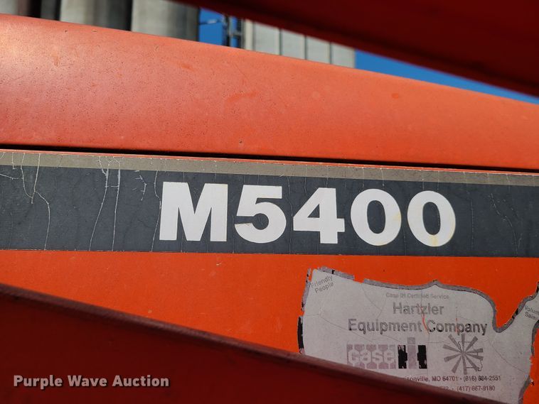 image for item EL9792 Kubota M5400 tractor