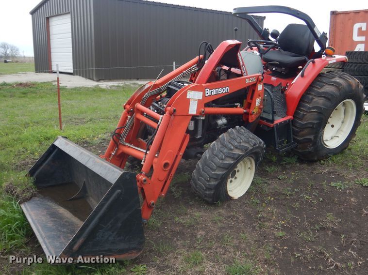 image for item ES9558 2007 Branson 4720i MFWD tractor