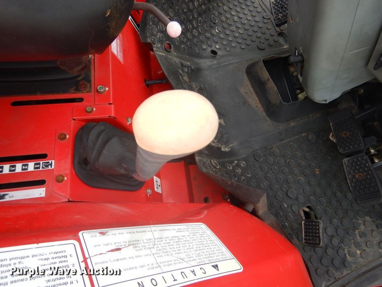 image for item ES9558 2007 Branson 4720i MFWD tractor