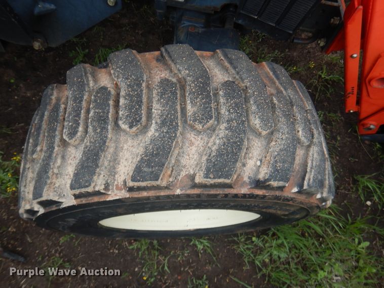 image for item ES9558 2007 Branson 4720i MFWD tractor