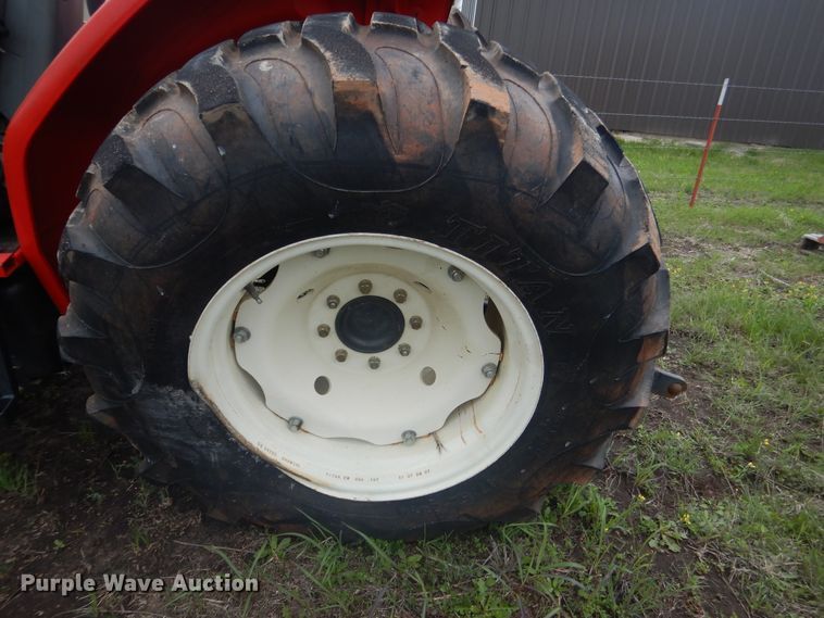 image for item ES9558 2007 Branson 4720i MFWD tractor