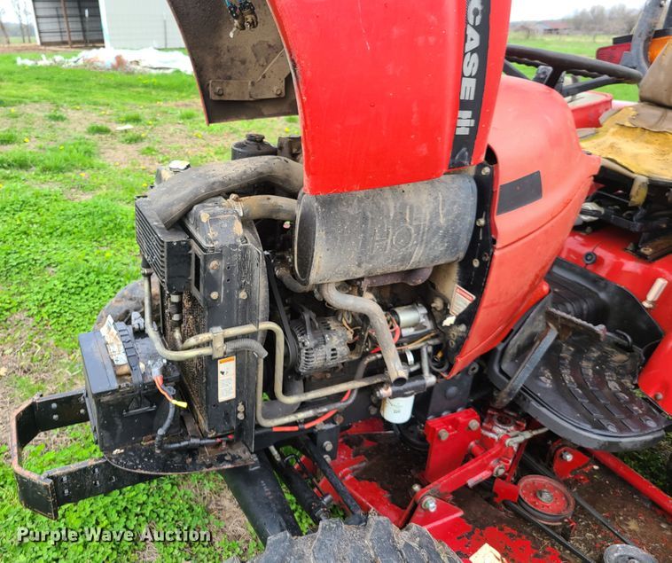 image for item EZ9119 Case IH DX33 tractor