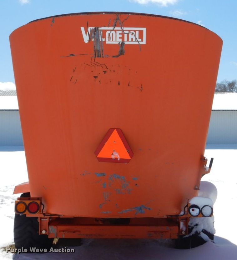 image for item FX9077 Valmetal 700 feed mixer