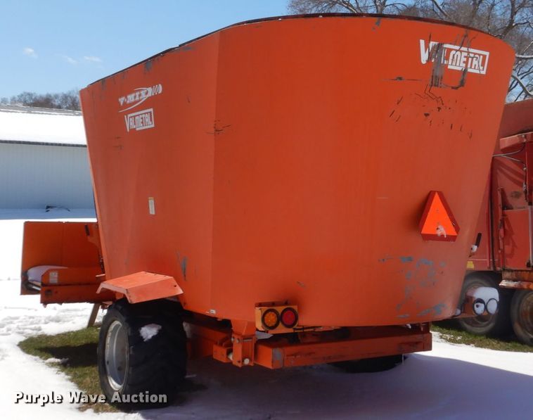 image for item FX9077 Valmetal 700 feed mixer