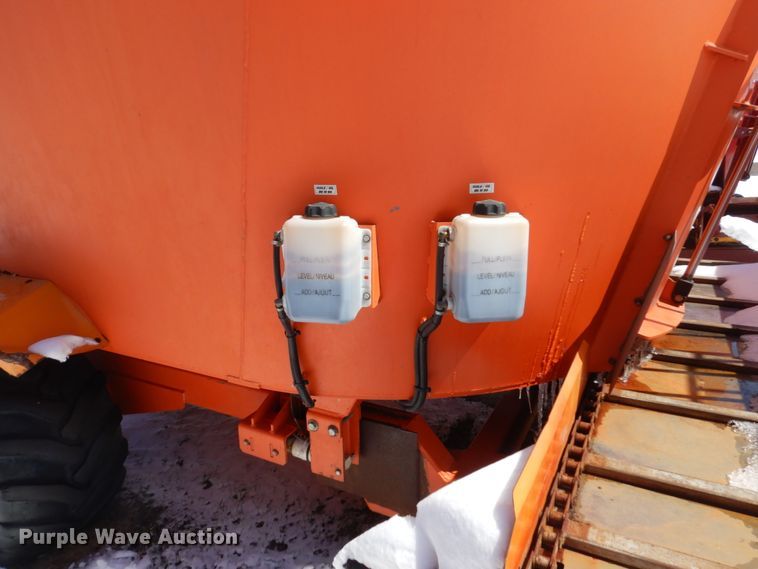 image for item FX9077 Valmetal 700 feed mixer