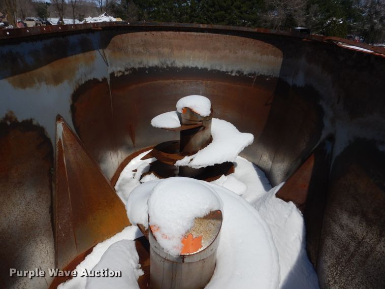 image for item FX9077 Valmetal 700 feed mixer