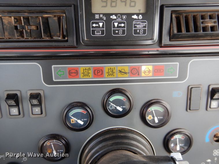 image for item GK9148 1998 Caterpillar Challenger 95E tractor