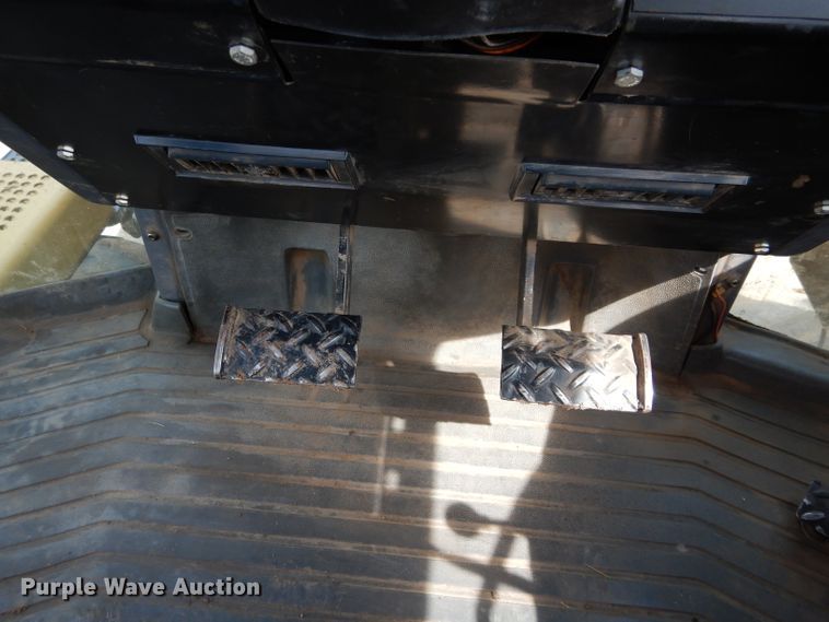 image for item GK9148 1998 Caterpillar Challenger 95E tractor