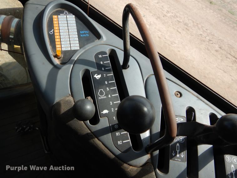 image for item GK9148 1998 Caterpillar Challenger 95E tractor