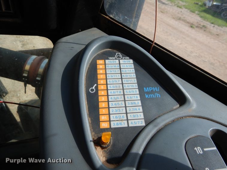 image for item GK9148 1998 Caterpillar Challenger 95E tractor