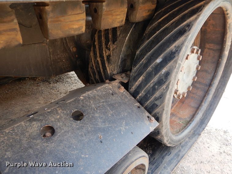 image for item GK9148 1998 Caterpillar Challenger 95E tractor