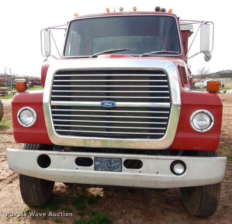 image for item GK9150 1977 Ford F900 grain truck