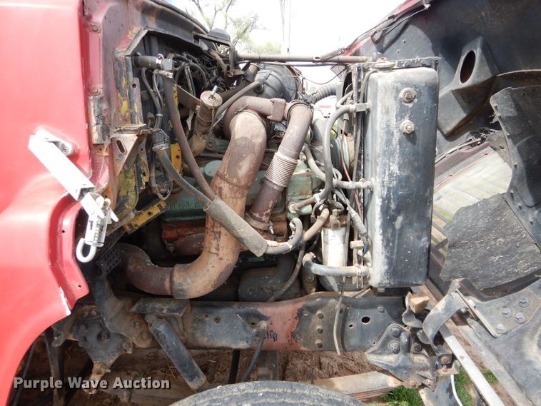 image for item GK9150 1977 Ford F900 grain truck