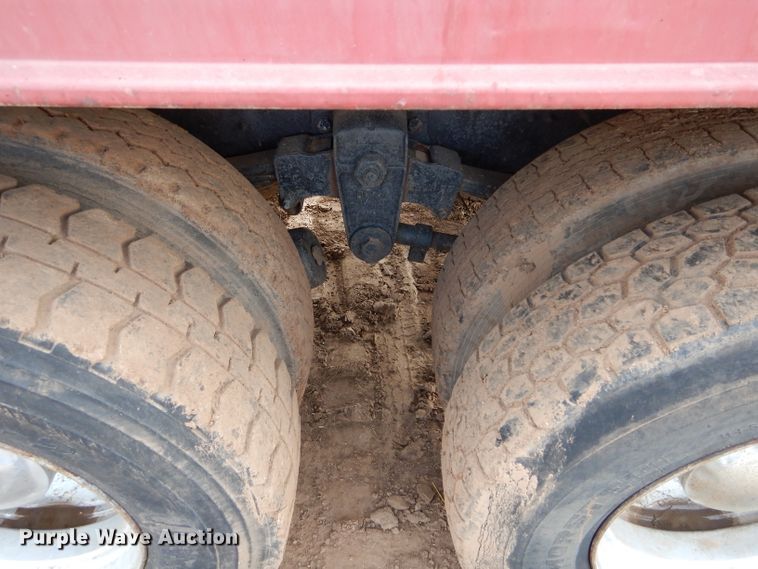 image for item GK9150 1977 Ford F900 grain truck