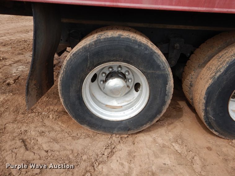 image for item GK9150 1977 Ford F900 grain truck