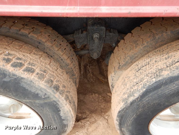 image for item GK9150 1977 Ford F900 grain truck