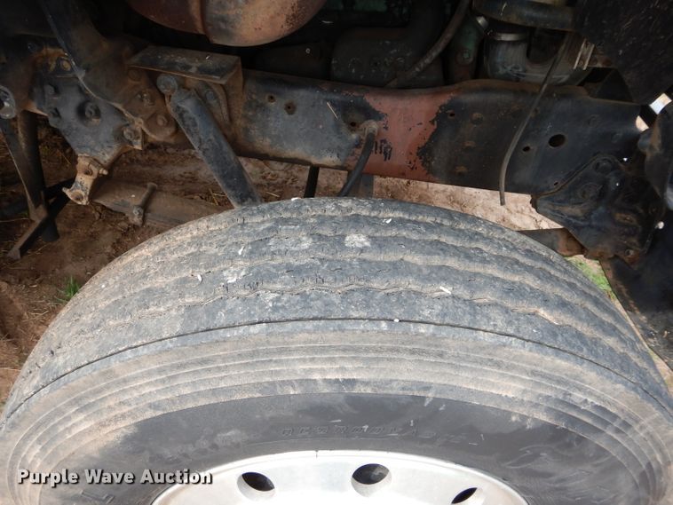 image for item GK9150 1977 Ford F900 grain truck