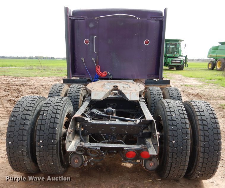 image for item GK9151 1990 Kenworth T600 semi truck