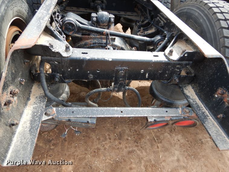 image for item GK9151 1990 Kenworth T600 semi truck