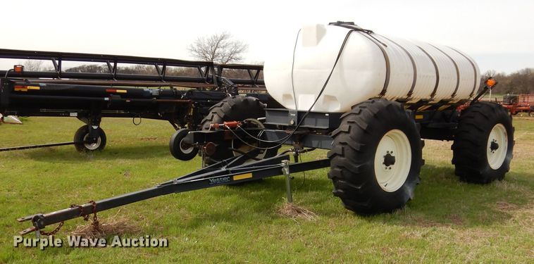 image for item GK9153 Yetter nurse tank trailer