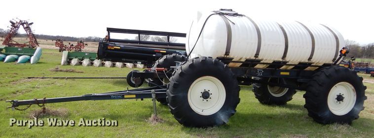 image for item GK9153 Yetter nurse tank trailer