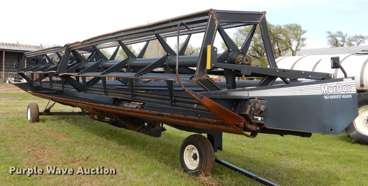 image for item GK9154 MacDon 963 draper head