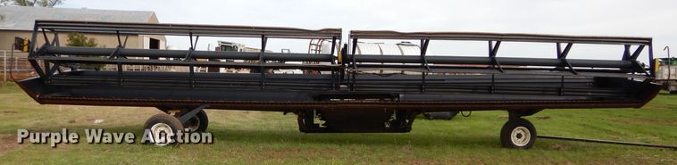 image for item GK9154 MacDon 963 draper head