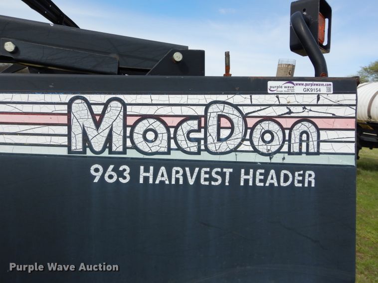 image for item GK9154 MacDon 963 draper head