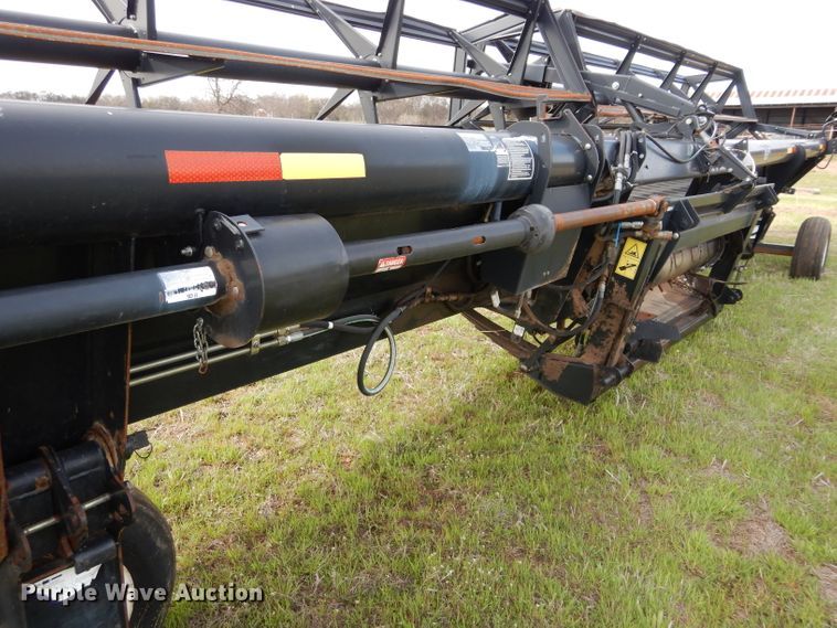 image for item GK9154 MacDon 963 draper head