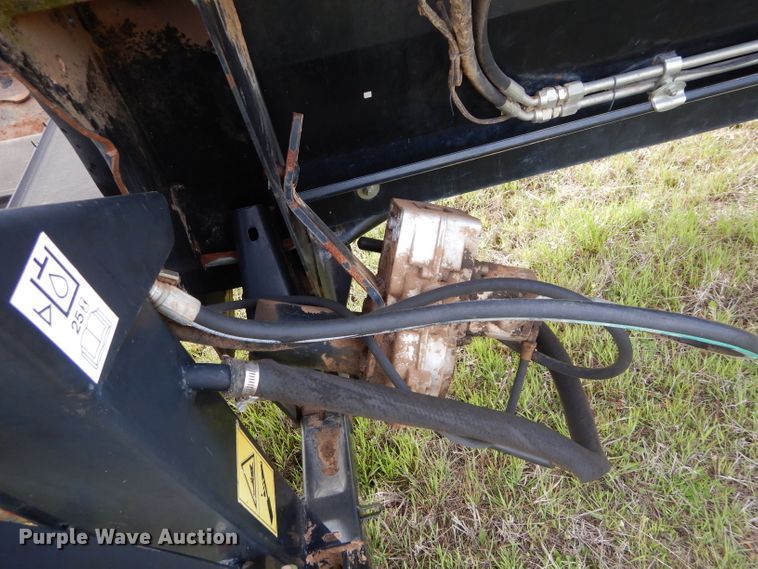 image for item GK9154 MacDon 963 draper head