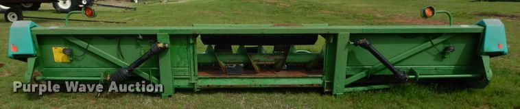 image for item GK9156 John Deere 893 corn head
