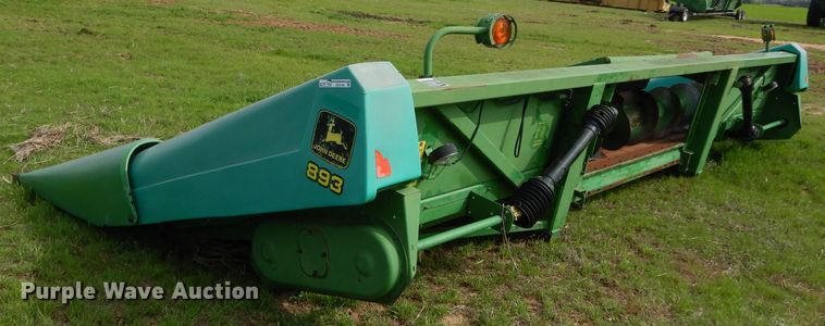 image for item GK9156 John Deere 893 corn head