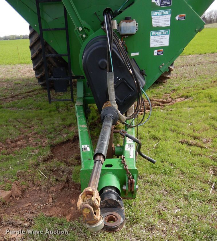 image for item GK9158 Unverferth 1110 grain cart