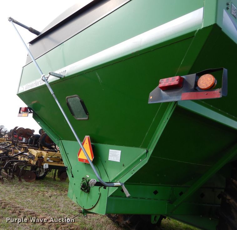 image for item GK9158 Unverferth 1110 grain cart