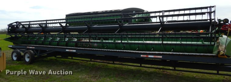 image for item GK9159 2004 John Deere 635F flex head