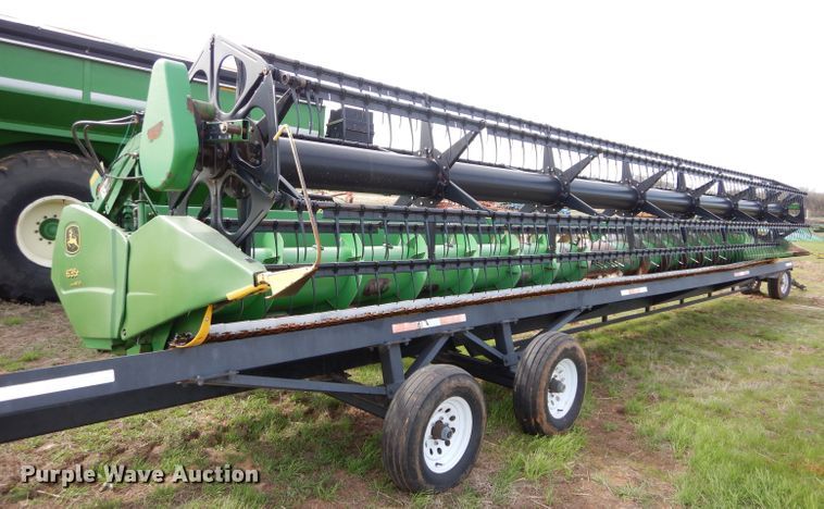 image for item GK9159 2004 John Deere 635F flex head