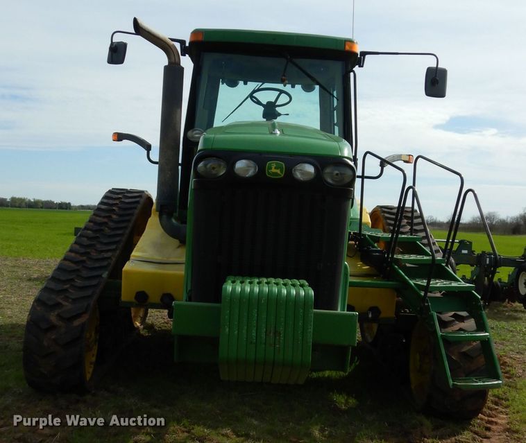 image for item GK9161 2002 John Deere 8420T tractor