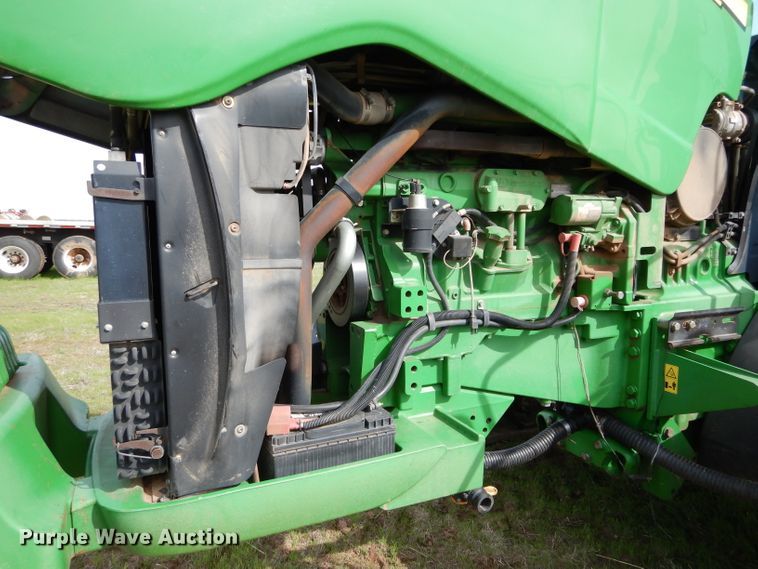 image for item GK9161 2002 John Deere 8420T tractor