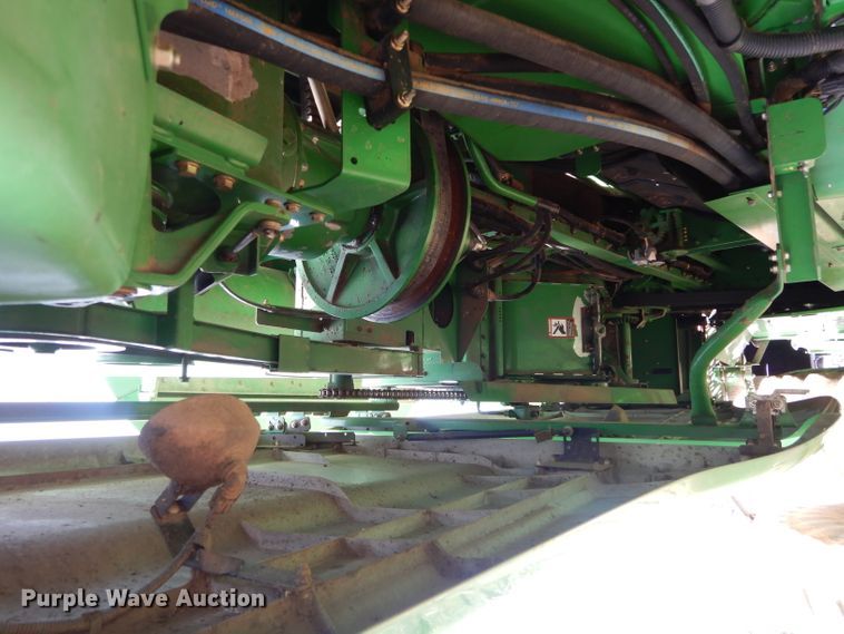 image for item GK9163 2009 John Deere 9770 STS combine