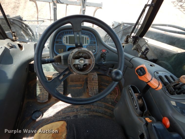 image for item GK9164 New Holland TV140 bi-directional tractor