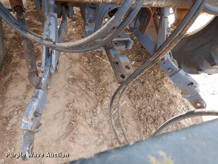 image for item GK9164 New Holland TV140 bi-directional tractor